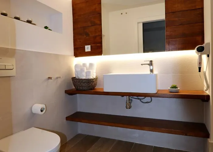 Apartment Classbedroom Port Ramblas Barcelona