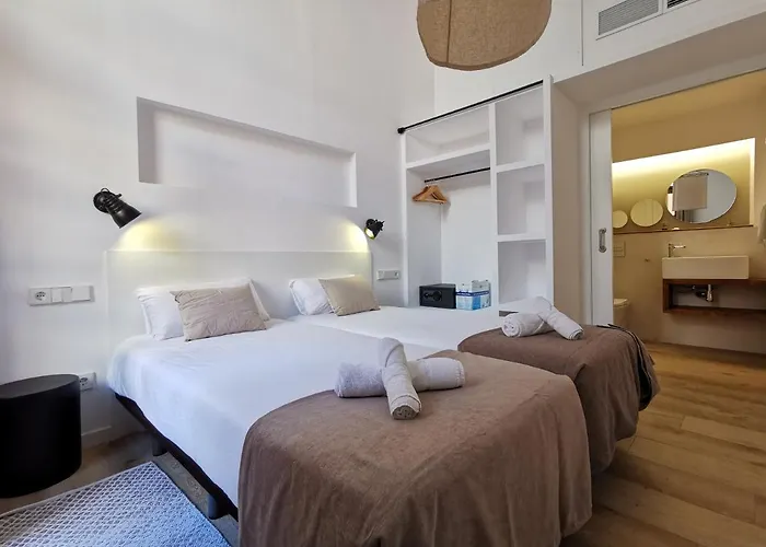 Apartment Classbedroom Port Ramblas Barcelona